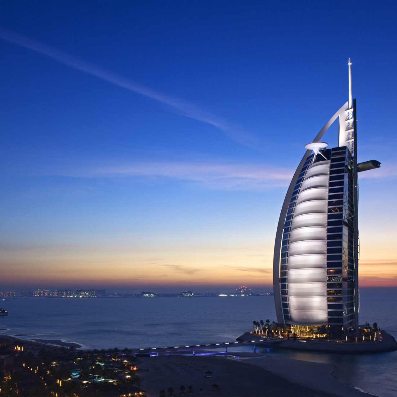 https://www.huntagroup.com/wp-content/uploads/2018/09/burj-al-arab-4k-5k-wallpaper-1280x1280.jpg
